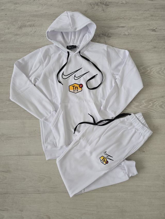 Chandals Nike