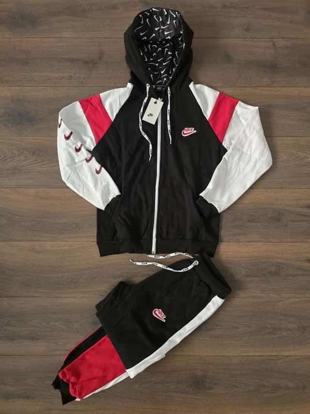 Chandals Nike