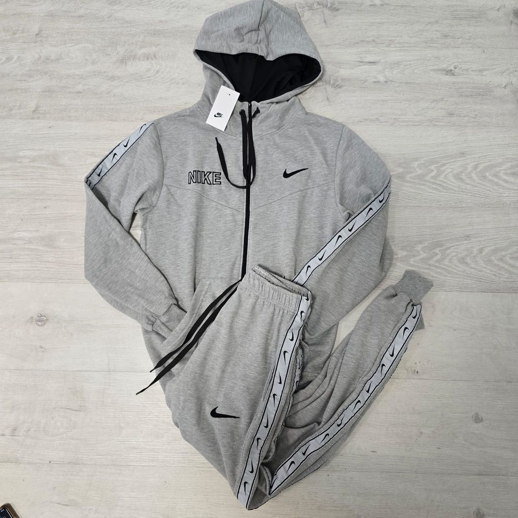 Chandals Nike