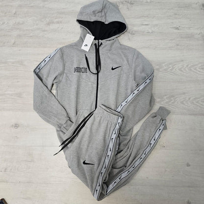 Chandals Nike