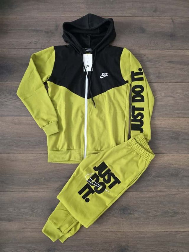 Chandals Nike